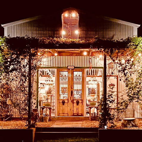 BYRON BAY'S MOD SWANKY SHED AT TOORALOO FARM STAY! - Accommodation Bookings 3