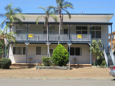 Cabenay 3 - VIEWS ACROSS THE PARK - Accommodation Bookings 0