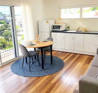 Cabin in the Sky Glorious Views to Magnetic Island - Accommodation Bookings