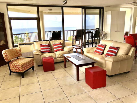 Cairns Apartment Esplanade Ocean Views - Accommodation Bookings 0