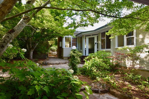 Calamandah House Of Blackheath - Accommodation Bookings 0