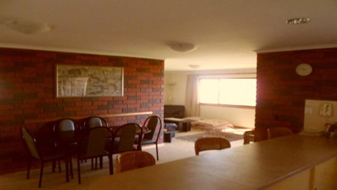 Calm Seas - 70 Gold Coast Drive - Accommodation Bookings 3
