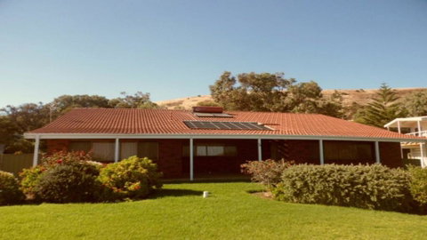 Calm Seas - 70 Gold Coast Drive - Accommodation Bookings 0