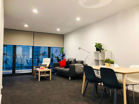 Canberra CBD Apartment 2BR 2BA 1Carpark - Accommodation Bookings 0