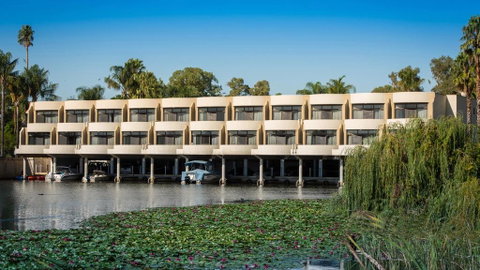 Capri Waters Country Club - Accommodation Bookings 0