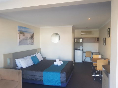 Caravilla Motor Inn - Accommodation Bookings 2