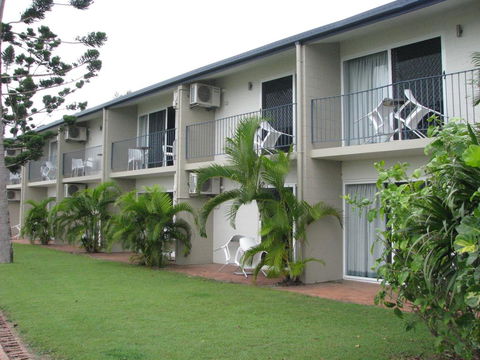 Cardwell Beachcomber Motel & Tourist Park - Accommodation Bookings 3