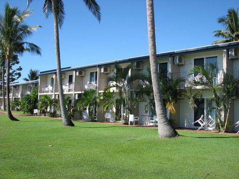 Cardwell Beachcomber Motel & Tourist Park - Accommodation Bookings 0