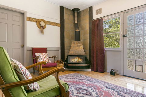 Carinya Cottage - Accommodation Bookings 0