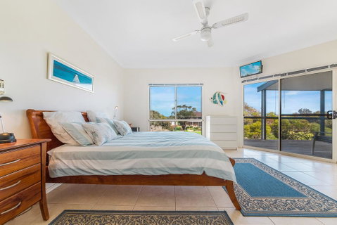 Carri-away - 15 Solitude Drive - Accommodation Bookings 3