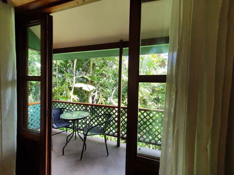 Cassowary House - Accommodation Bookings 2