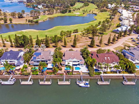 Castaway At The Greens - Accommodation Bookings 2
