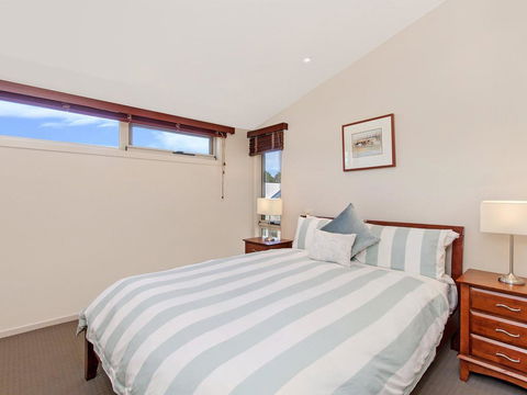CASTWOOD VILLA No.2 - Accommodation Bookings 2