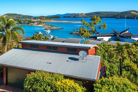 Casuarina 18 Ocean View House Central Location BBQ Golf Buggy - Accommodation Bookings 3