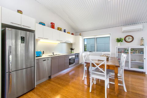 CASUARINA BEACH SHACKS 10 - Accommodation Bookings 2