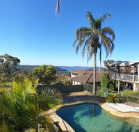 Central Coast Getaway 4B Family Holiday Home