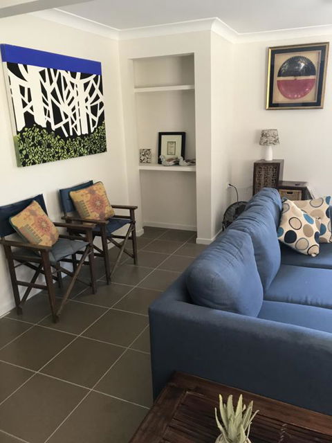 Central Gold Coast 3 Double Bedroom Apartment - Accommodation Bookings 3