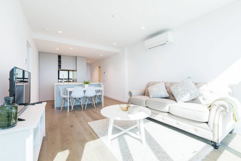Central Melbourne 2 Bedroom Luxury@Victoria One - Accommodation Bookings 0