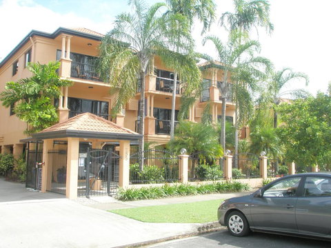 Central Plaza Apartments - Accommodation Bookings 0