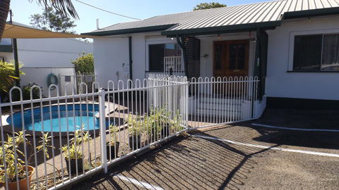 Central Point Motel - Accommodation Bookings 1