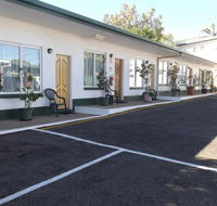 Central Point Motel