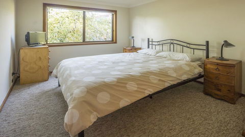 Centre Street 10 Lake Tabourie - Accommodation Bookings 2