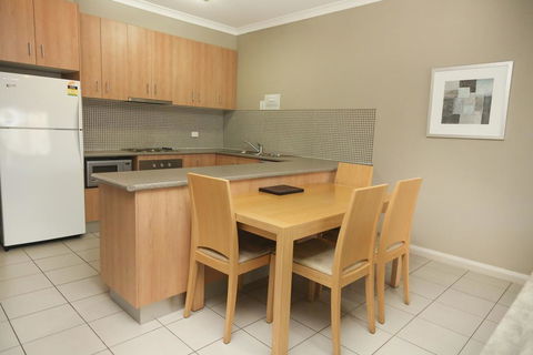 Centrepoint Apartments Griffith - Accommodation Bookings 2