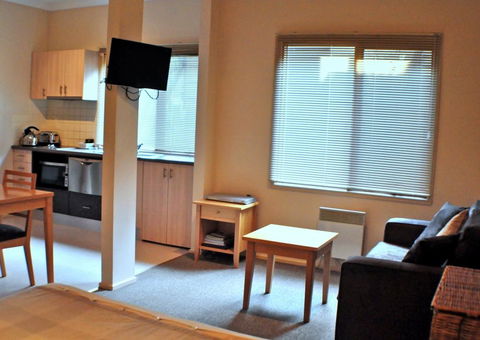 Champagne - Accommodation Bookings 0