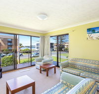 Champagne Court 1 with Water Views