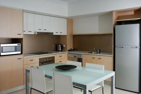 Chancellor Executive Apartments - Accommodation Bookings 3