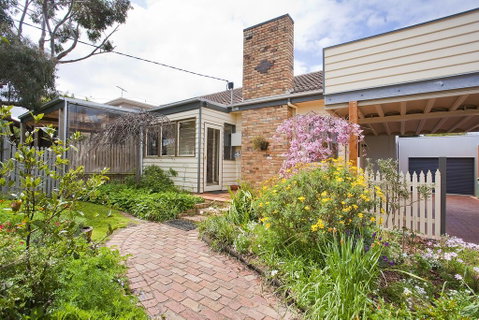 Charles Central Oasis 8 - Accommodation Bookings 3