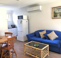 Charlie sweet home at Mornington Peninsula