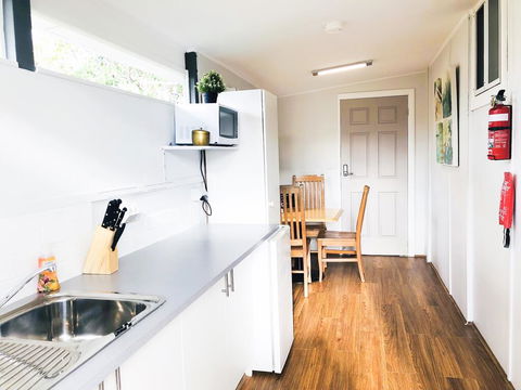 Charming Cottage Cessnock Hunter Valley - Accommodation Bookings 2