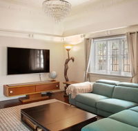 Chic 2 Bedroom Ground Floor Apartment In Trendy New Farm - Accommodation Bookings