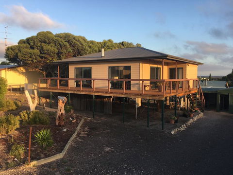 Chill N Sea Coastal Retreat - Accommodation Bookings 0