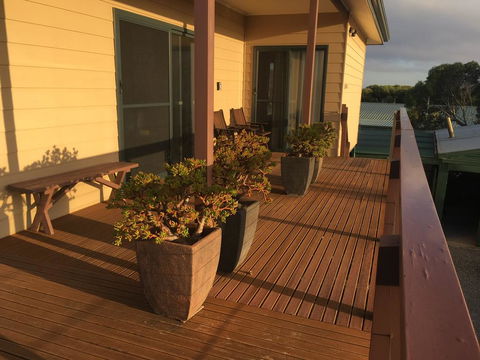 Chill N Sea Coastal Retreat - Accommodation Bookings 1