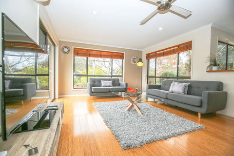 Cindy's View - Accommodation Bookings 3