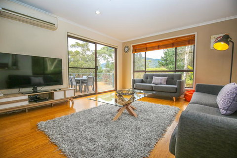 Cindy's View - Accommodation Bookings 1