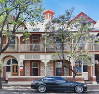 City Apartments at Cecil Mansions - Accommodation Bookings
