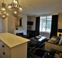 City Life Apartment-full kitchen  separate bedroom - Accommodation Bookings