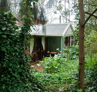 Clarendon Chalets - Accommodation Bookings