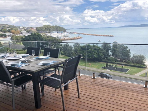 Classic View 1' , 49 Victoria Parade - Panoramic Water Views, Aircon, Free WIFI - Accommodation Bookings 2