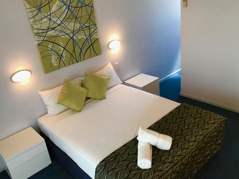 Cleveland Bay Air Motel - Accommodation Bookings 3