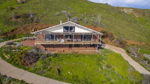 Cliffs End Beach Shack - 105 Gold Coast Drive, Carrickalinga - Accommodation Bookings 3