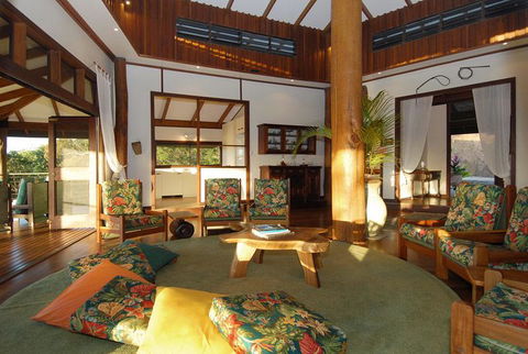 Cloud 9 - Accommodation Bookings 3