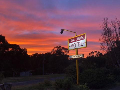 Coal Creek Motel - Accommodation Bookings 2