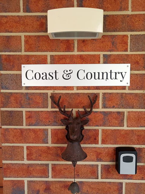 Coast & Country - Accommodation Bookings 3
