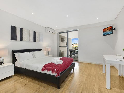 Coast Luxury Apartment 21 - Accommodation Bookings 3