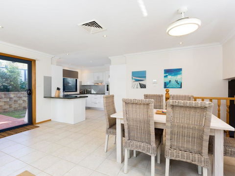 Coastal Haven @ Gerroa - Accommodation Bookings 1