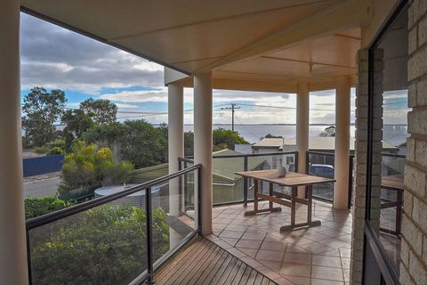 Coffin Bay Retreat - Accommodation Bookings 1